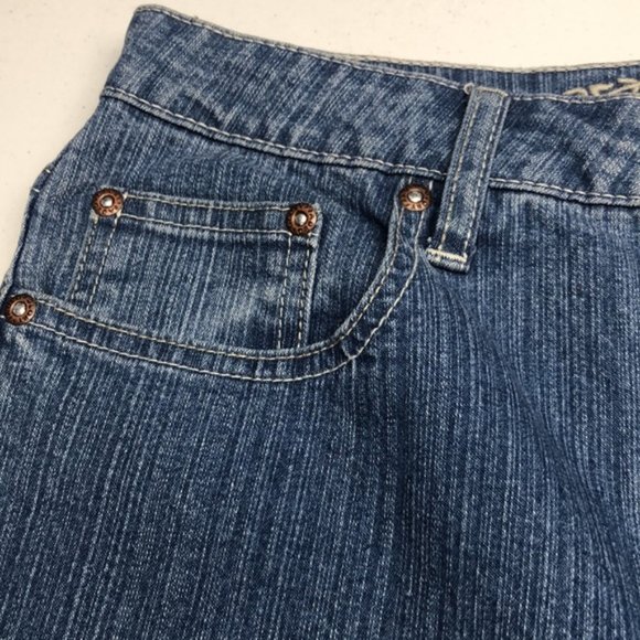 LIKE NEW VINTAGE FADED GLORY CROP BERMUDA 8/29x19 🦋 - Picture 3 of 11